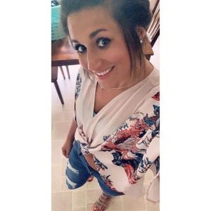 Hi Guys! I’m Lindsey!